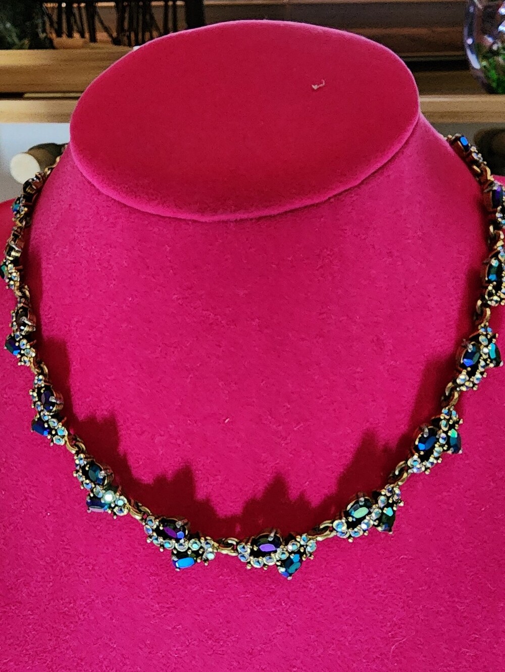 HOLLYCRAFT VINTAGE BLUE Aurora Crystal Cluster NECKLACE EARRINGS Iridescent